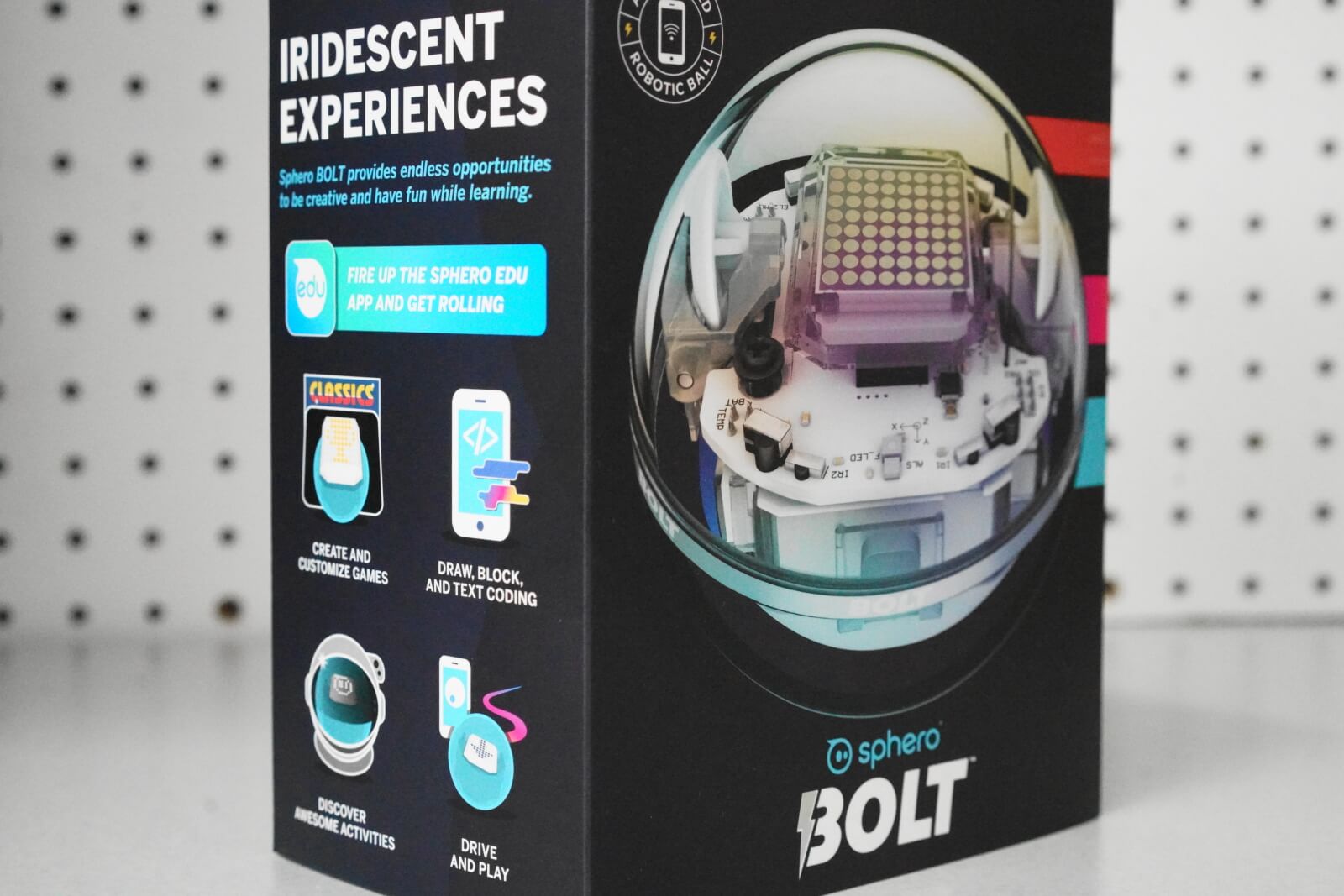 the sphero bolt robot box