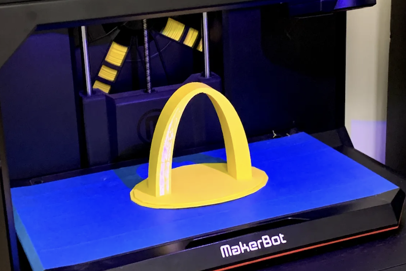 eduporium featured educator jessica moore's students 3d printed arches with a makerbot replicator 3D printer
