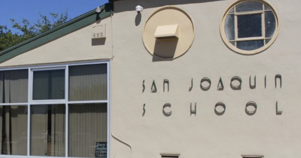 the front of the san joaquin elementary school grant building