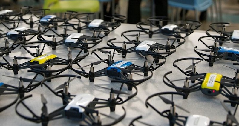 teaching coding with tello edu drones and the droneblocks app