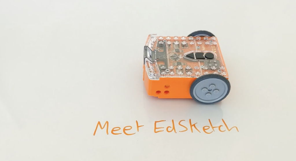 the edison coding robot without the edsketch accessory attached
